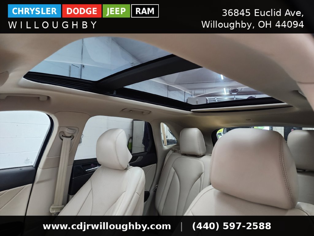 Used 2017 Lincoln MKC Reserve w/ Lincoln MKC Climate Package AWD/4WD image 26