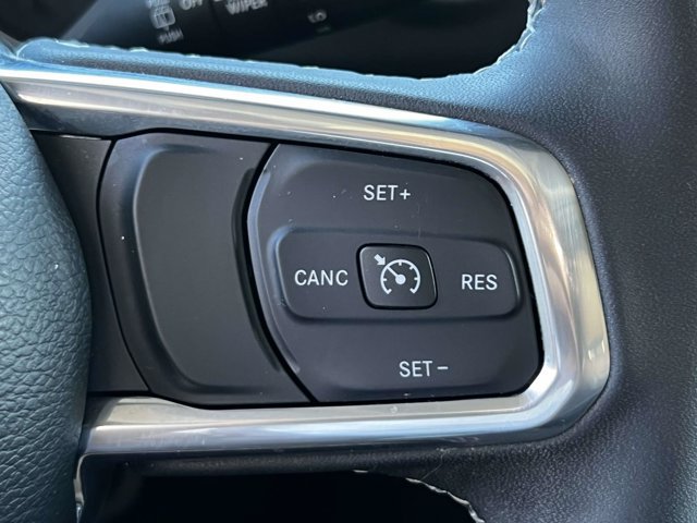 Used 2023 Jeep Wrangler Unlimited Sahara w/ Cold Weather Group AWD/4WD image 20