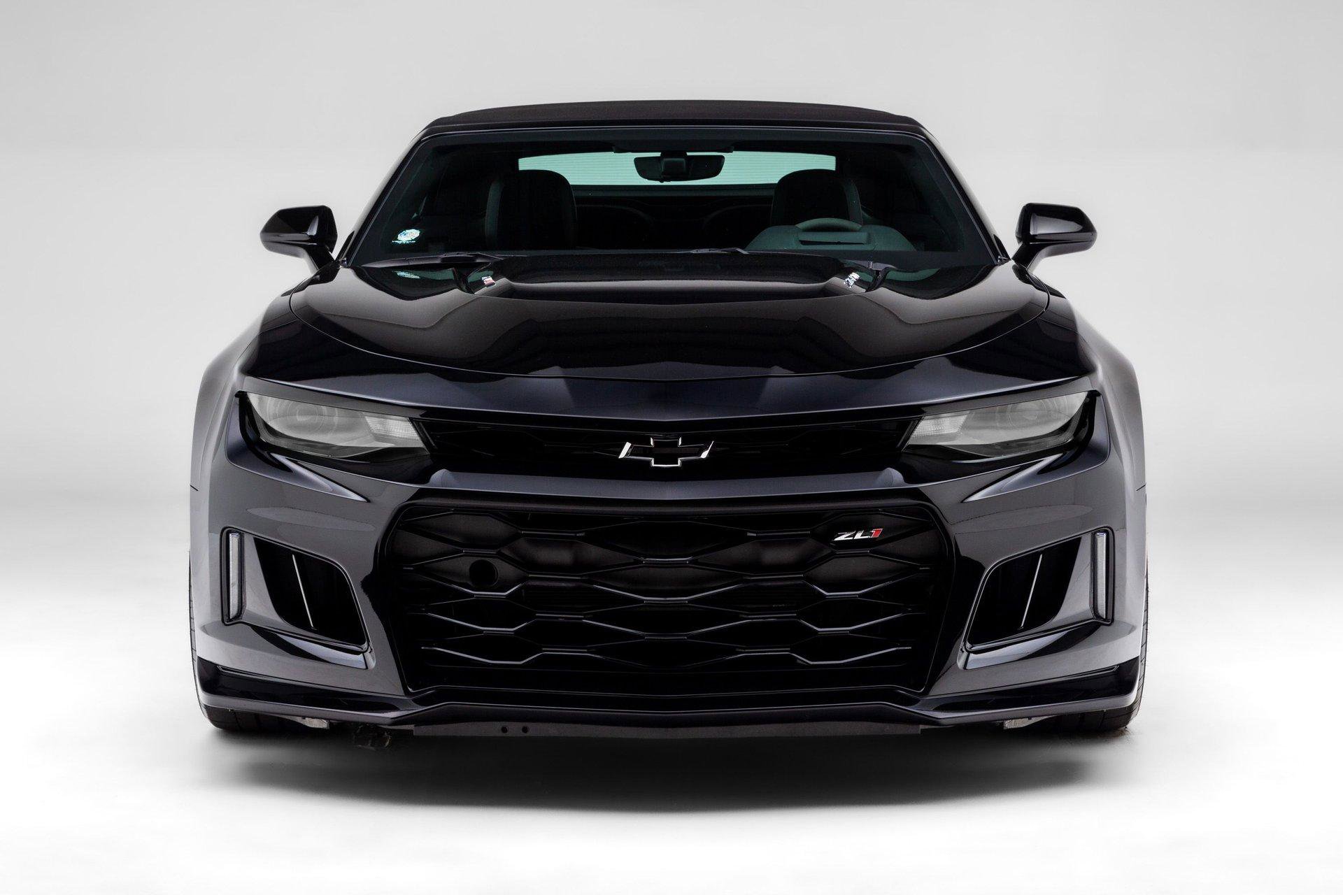 Used 2022 Chevrolet Camaro ZL1 RWD image 18