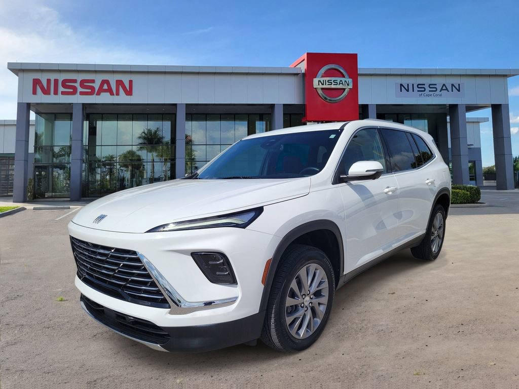 Used 2025 Buick Enclave Preferred FWD image 10