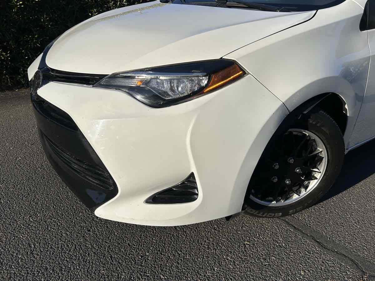 Used 2017 Toyota Corolla L w/ Carpet Mat Package (TMS) FWD image 9