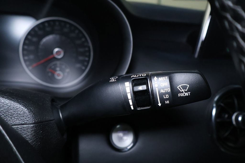 Used 2019 Kia Stinger GT2 image 26