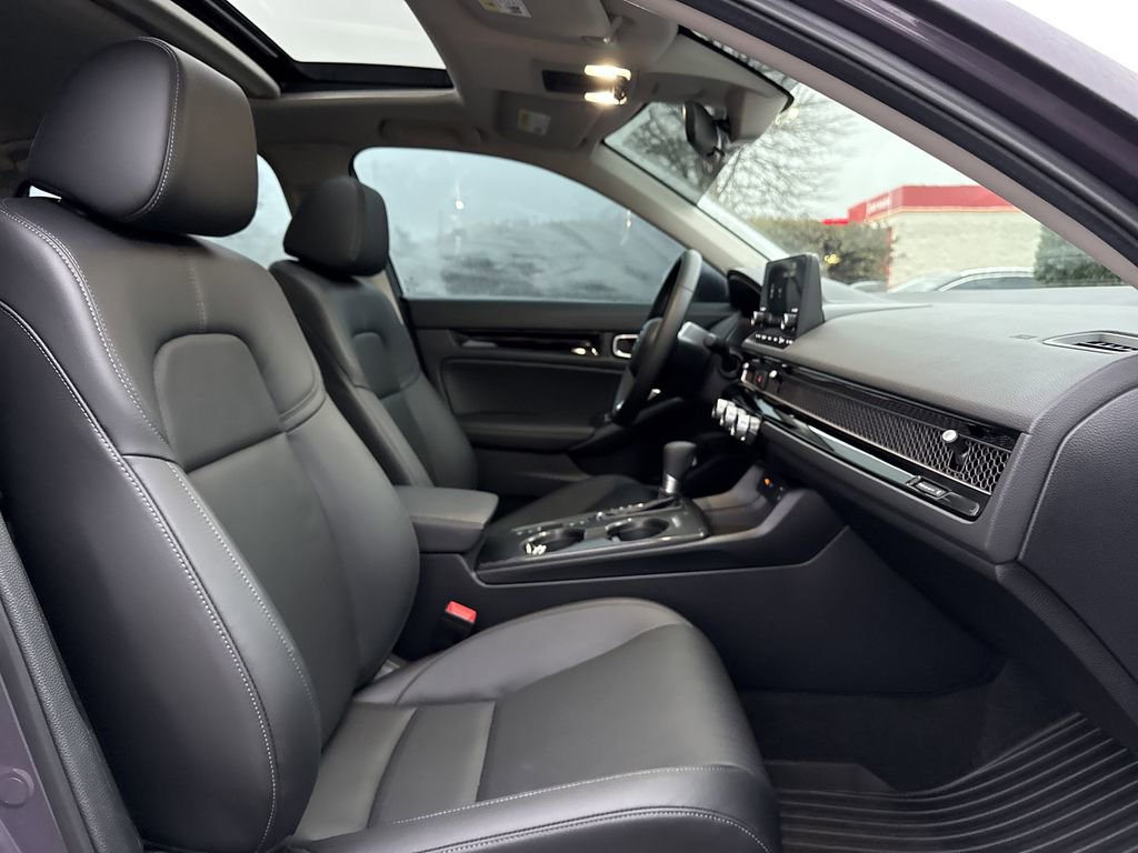 Used 2024 Honda Civic EX-L image 25