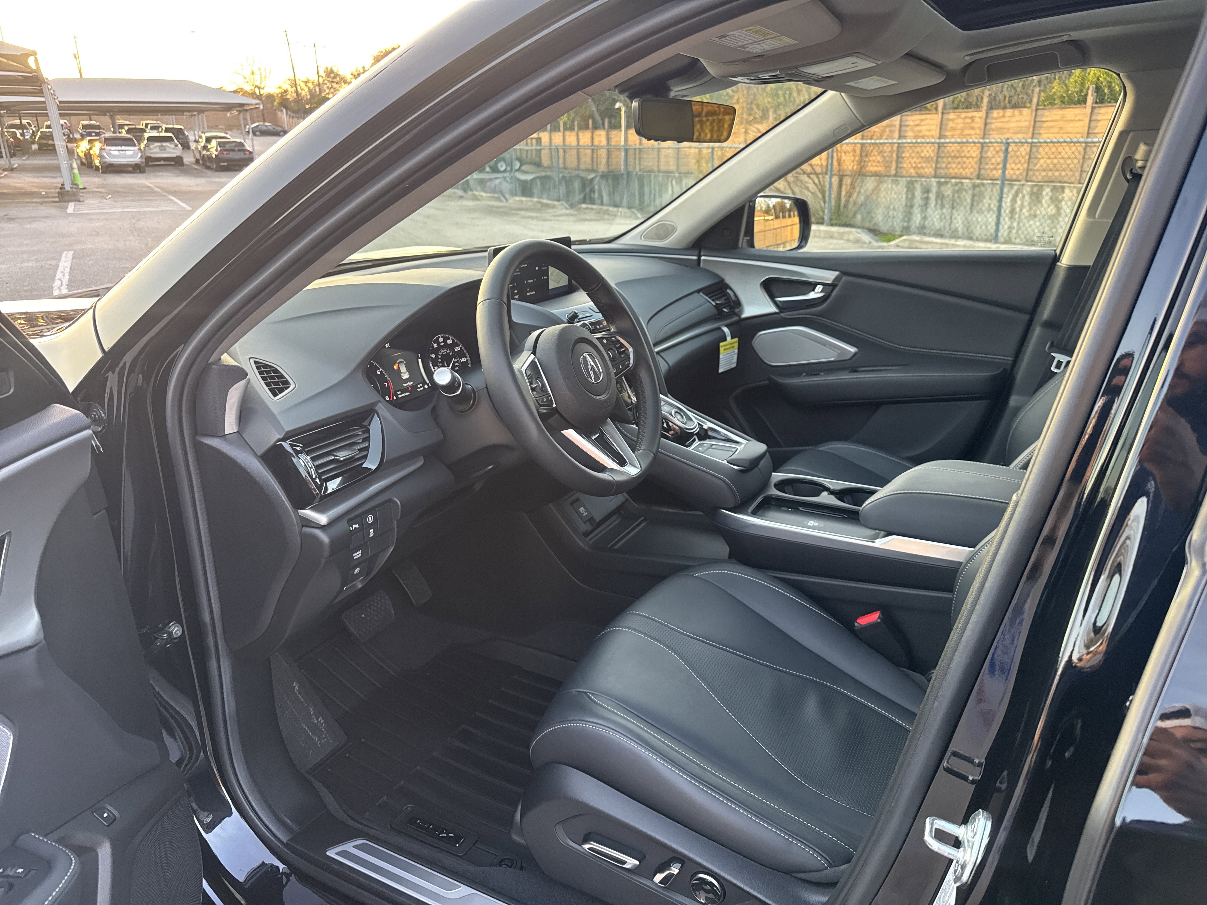 Used 2025 Acura RDX SH-AWD w/ Technology Package image 9