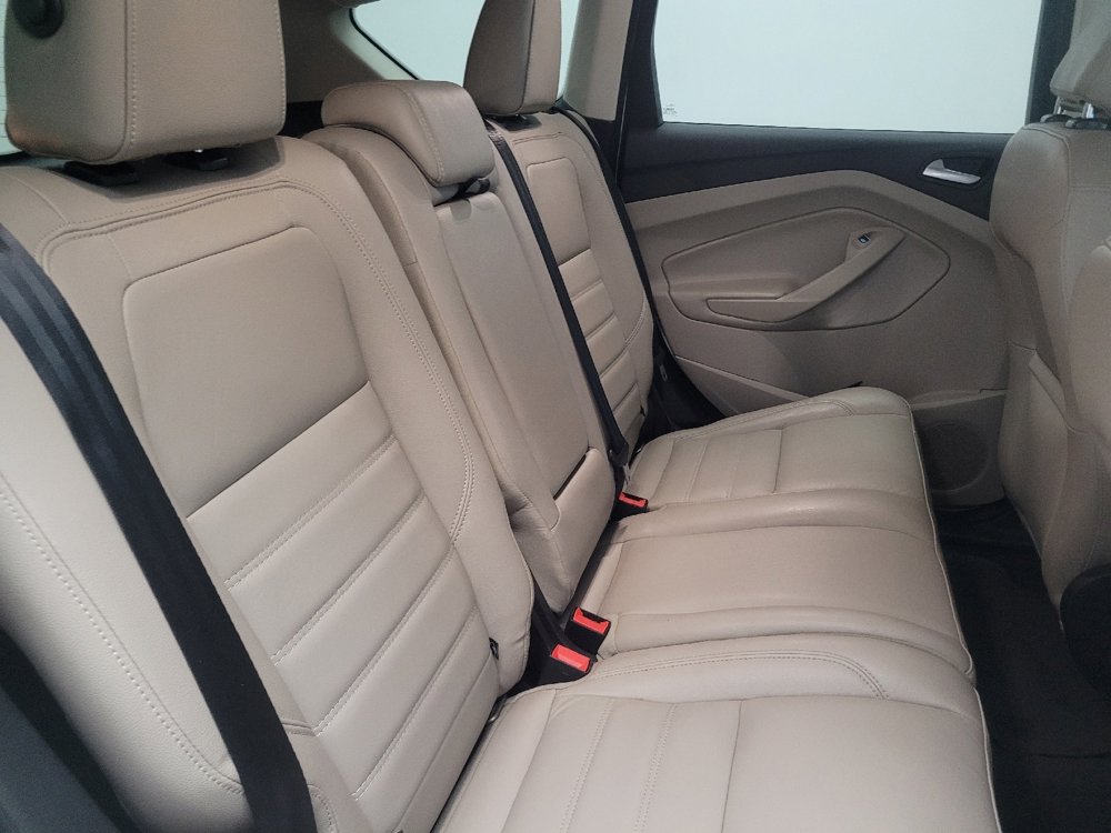 Used 2019 Ford Escape Titanium image 19