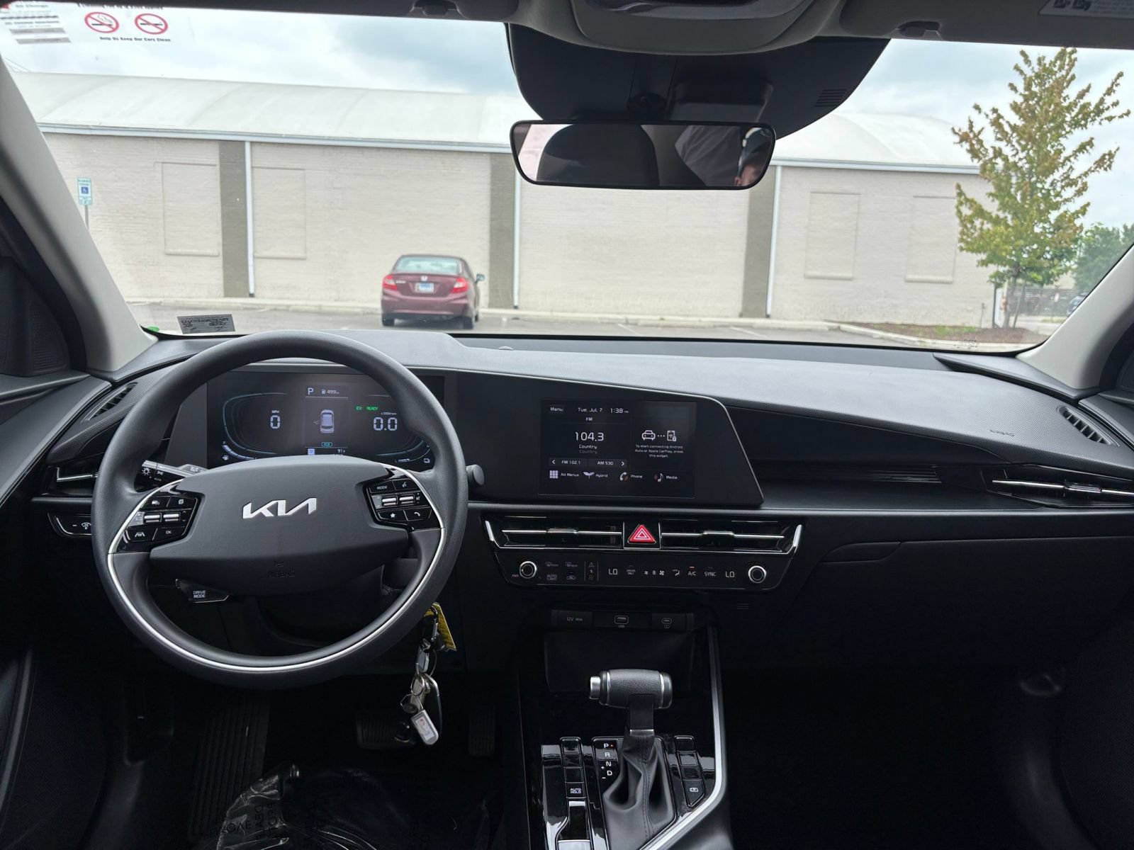 Used 2026 Kia Niro LX FWD image 32