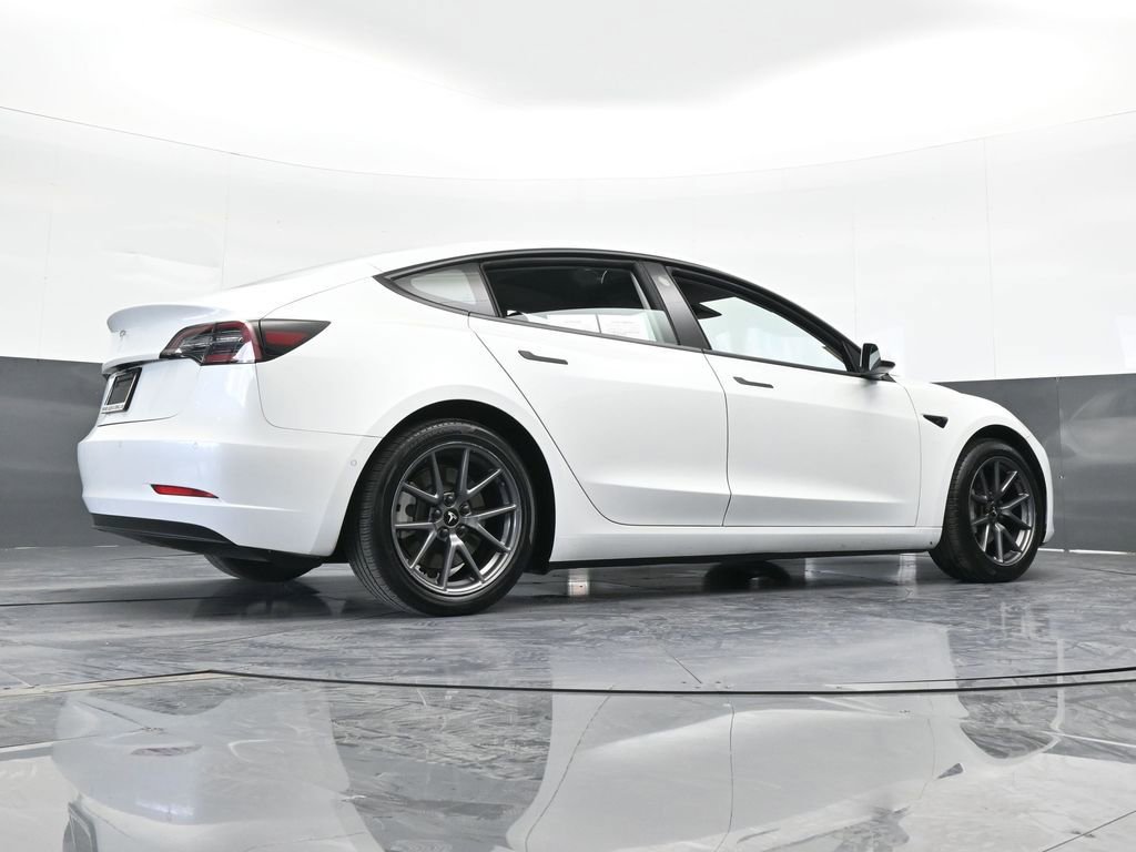 Used 2021 Tesla Model 3 Standard Range Plus image 59