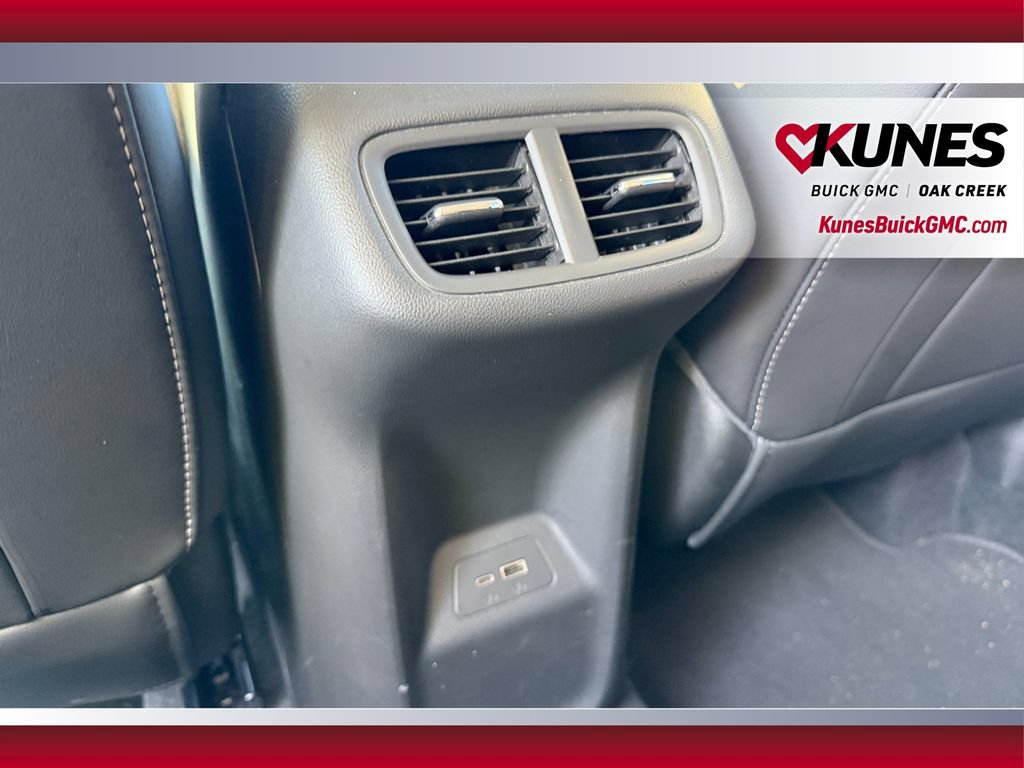 Used 2024 Buick Envision Preferred AWD/4WD image 35