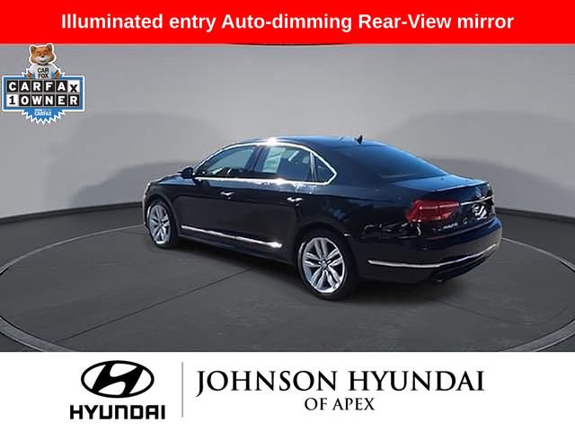 Used 2016 Volkswagen Passat 1.8T SEL Premium image 10