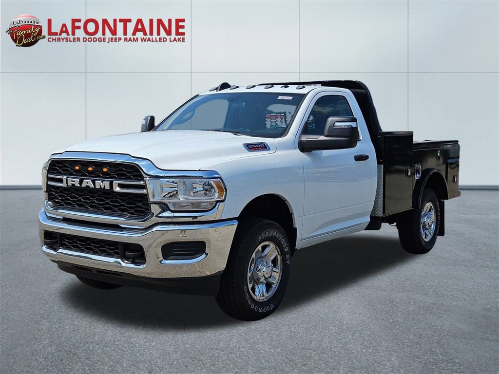 New 2024 RAM 2500 Tradesman w/ Chrome Appearance Group