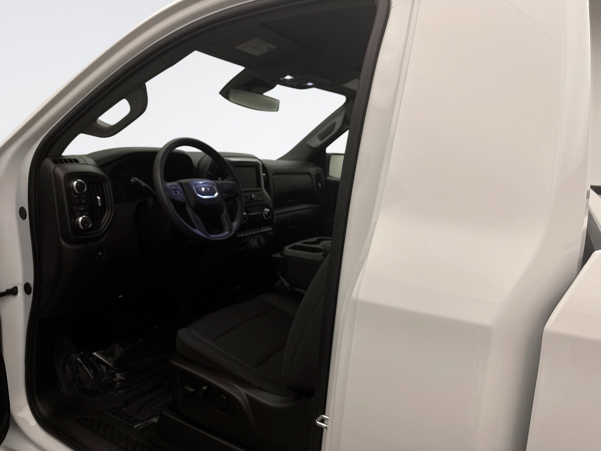 Used 2024 GMC Sierra 1500 Pro w/ Pro Value Package AWD/4WD image 10