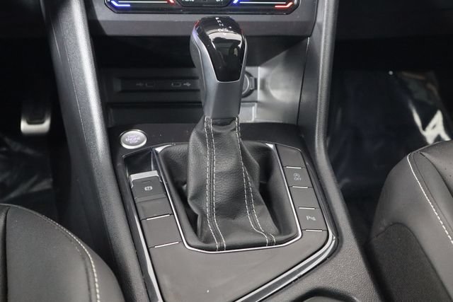 Used 2023 Volkswagen Tiguan SE R-Line FWD image 22