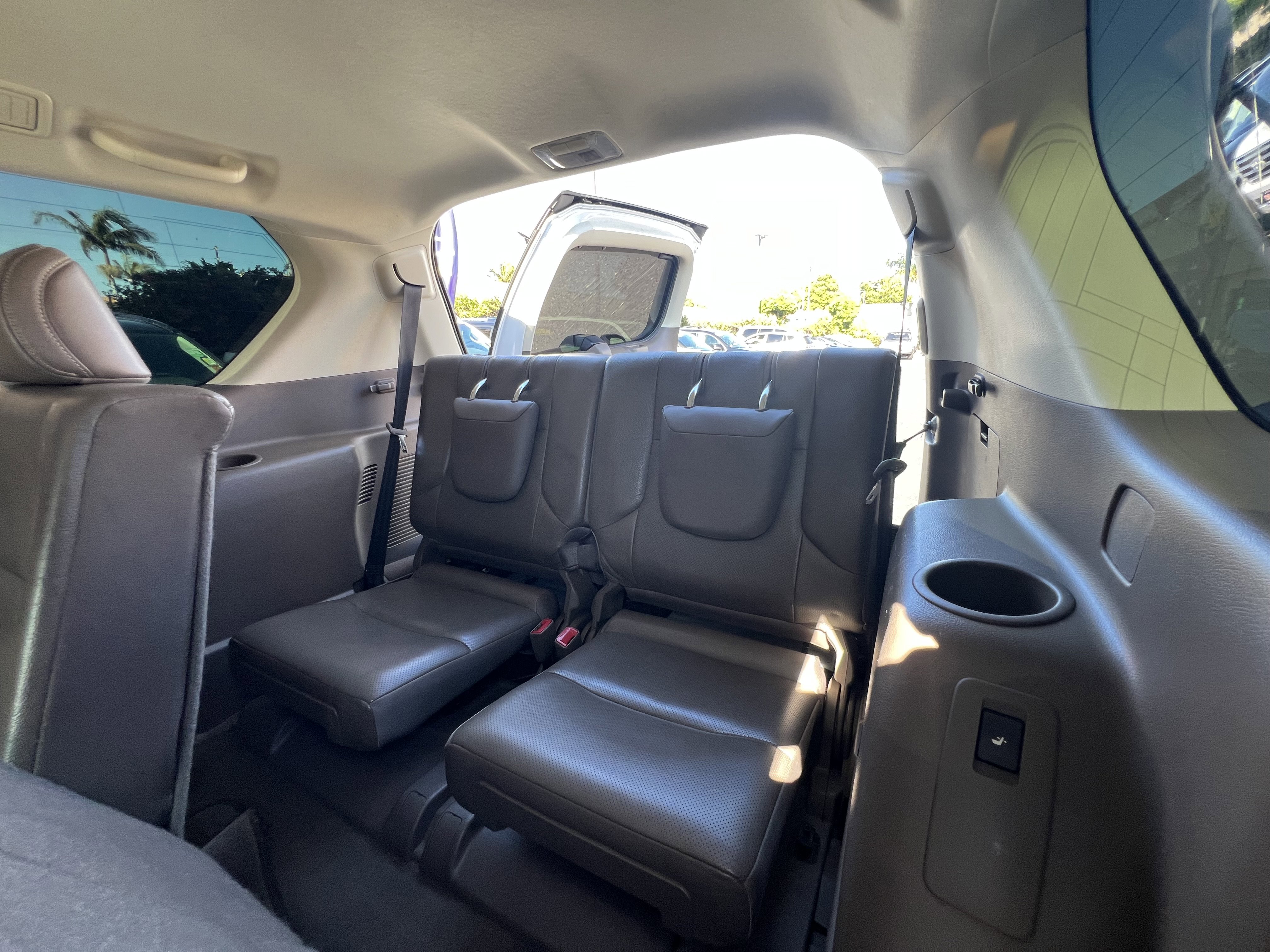 Used 2013 Lexus GX 460 image 32