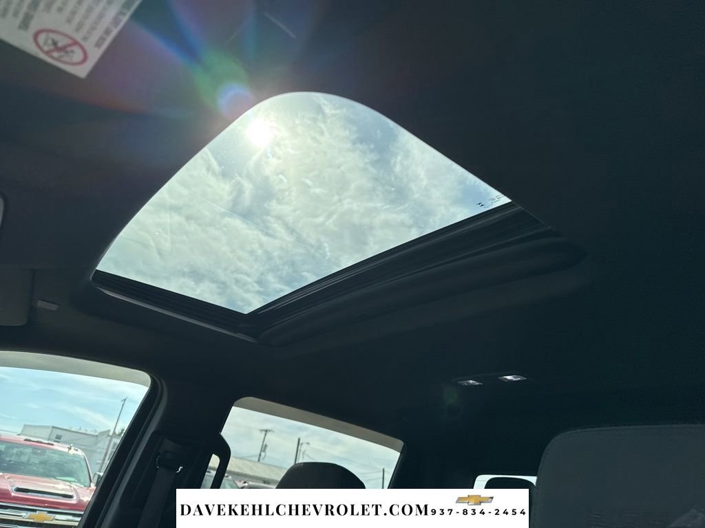 Used 2023 Chevrolet Silverado 3500 High Country w/ Z71 Off-Road Package image 23