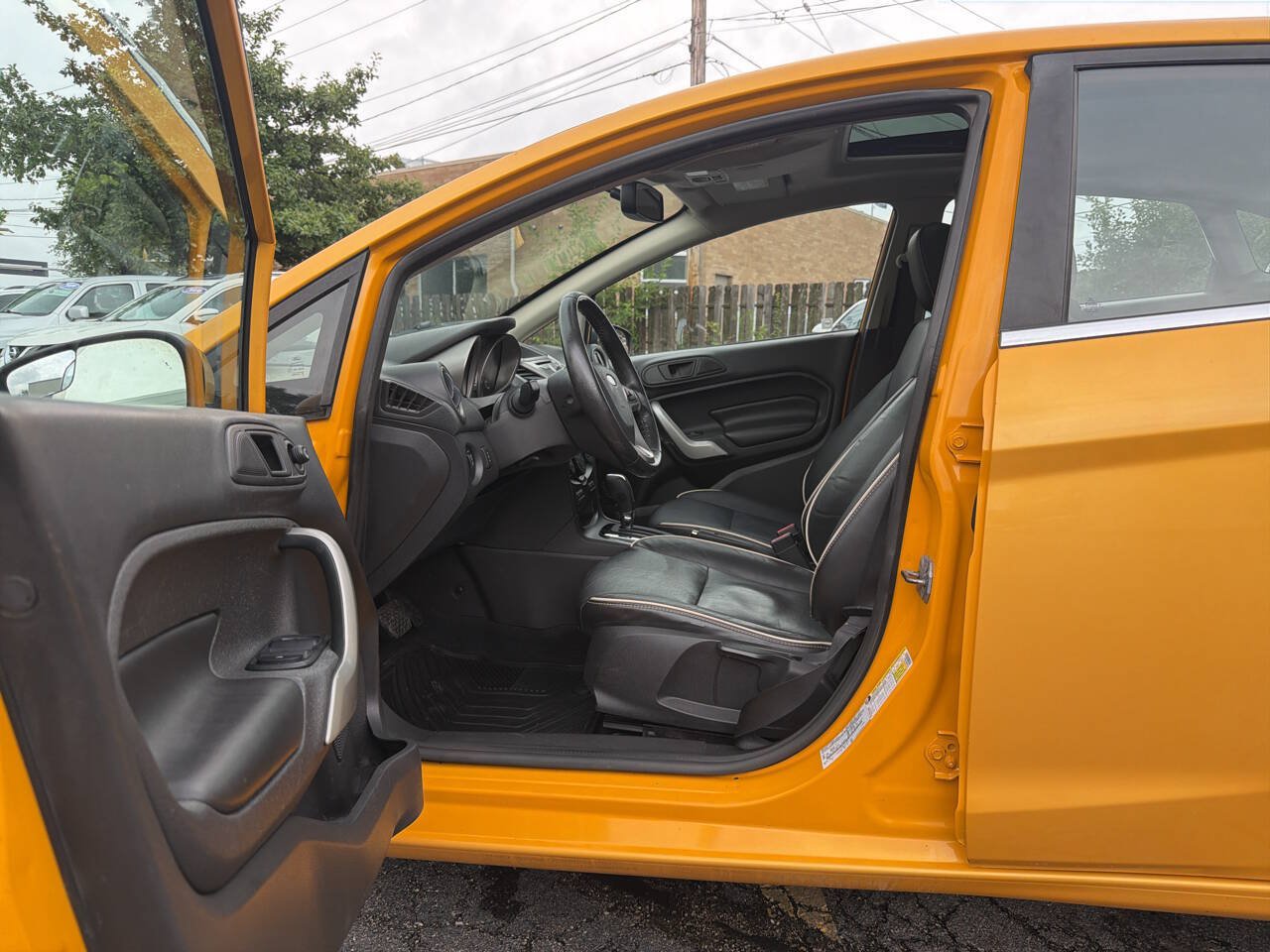 Used 2011 Ford Fiesta SEL w/ 301A Rapid Spec Order Code FWD image 26