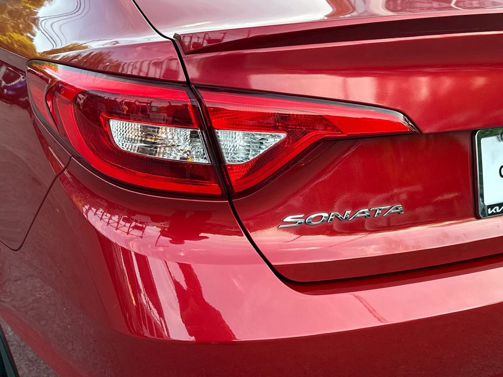 Used 2017 Hyundai Sonata SE FWD image 5