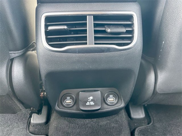 Used 2022 Hyundai Santa Fe Limited image 21