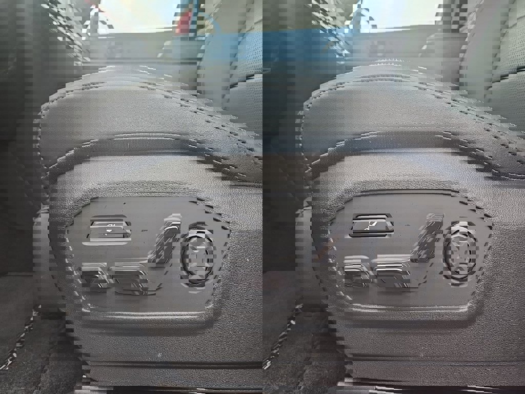 Used 2026 Hyundai Santa Fe Calligraphy image 17