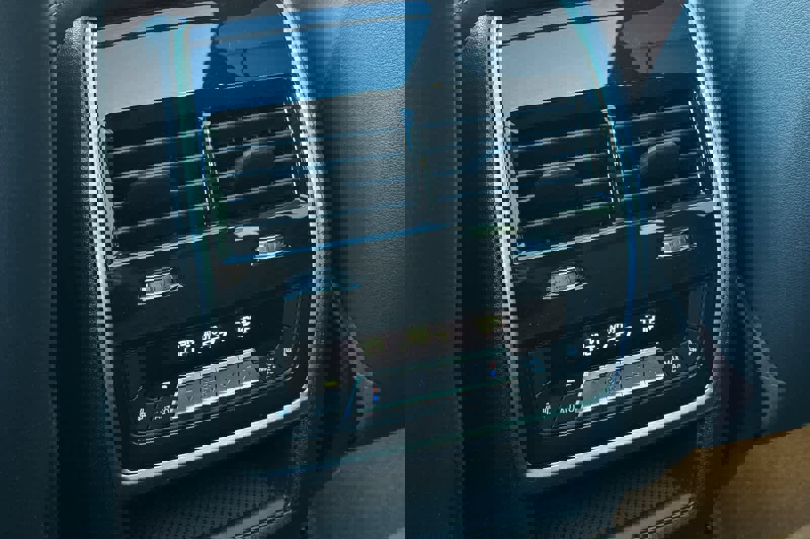 Used 2025 BMW X5 xDrive40i image 14