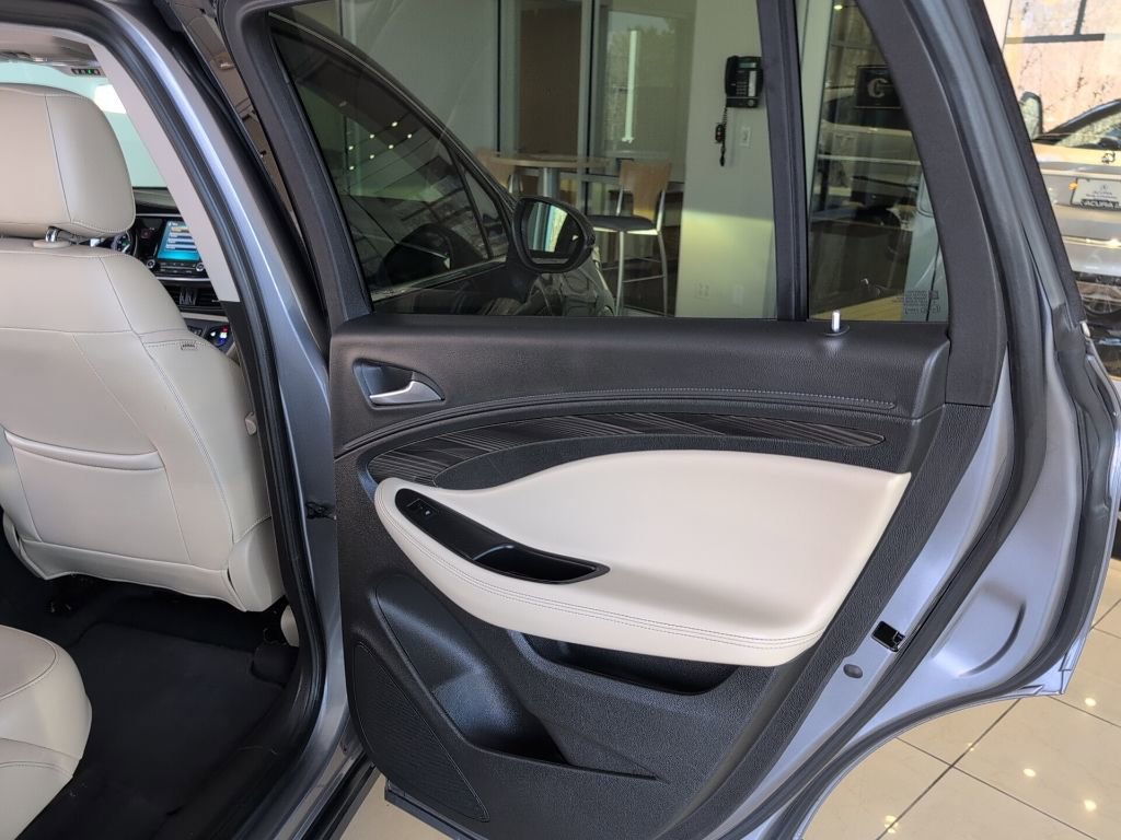 Used 2019 Buick Envision Essence image 42
