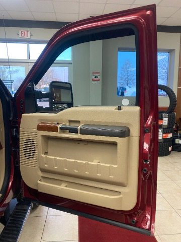 Used 2015 Ford F350 King Ranch w/ King Ranch w/Chrome Package image 14