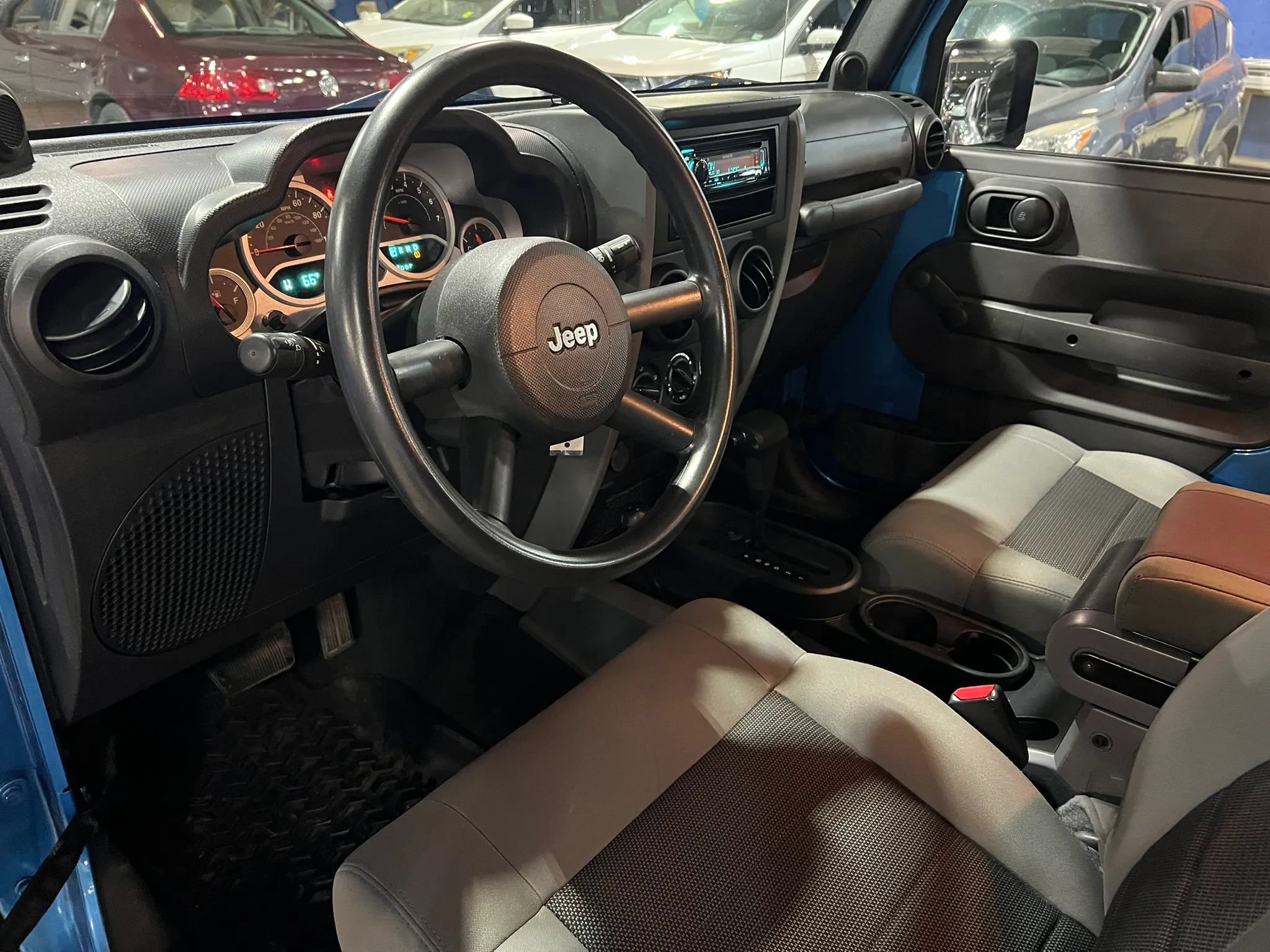 Used 2010 Jeep Wrangler Unlimited Sport AWD/4WD image 10