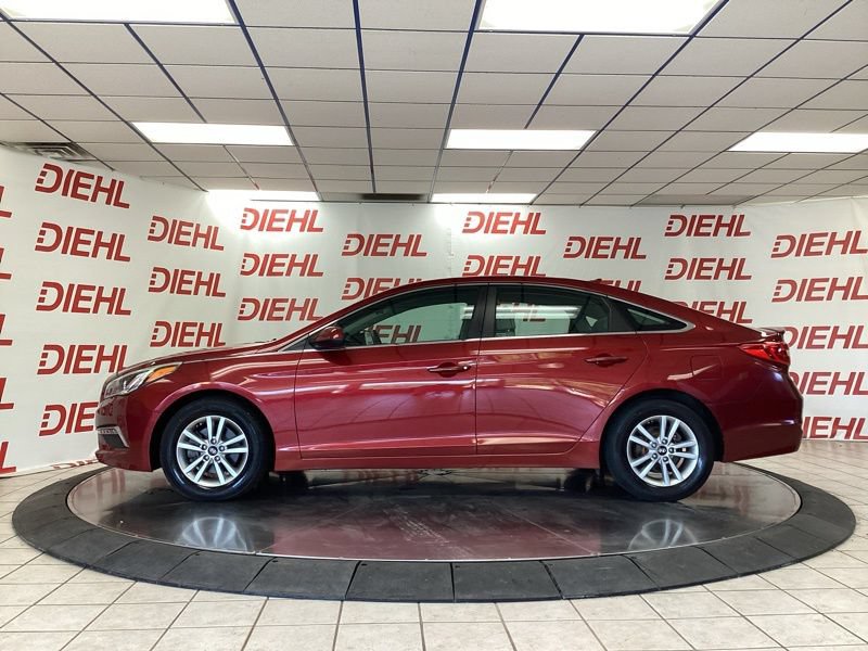 Used 2015 Hyundai Sonata SE FWD image 4