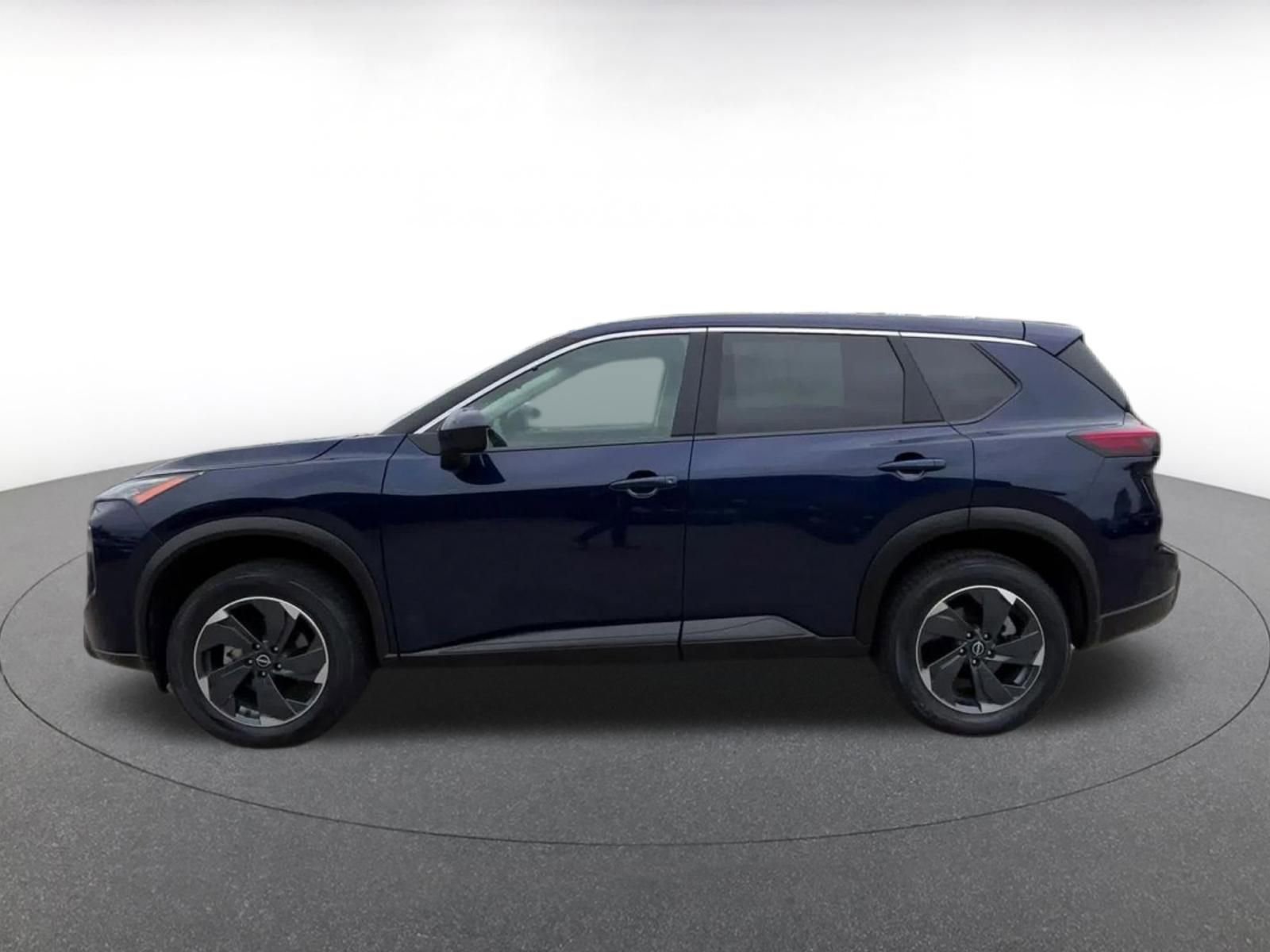 Used 2025 Nissan Rogue SV AWD/4WD image 9