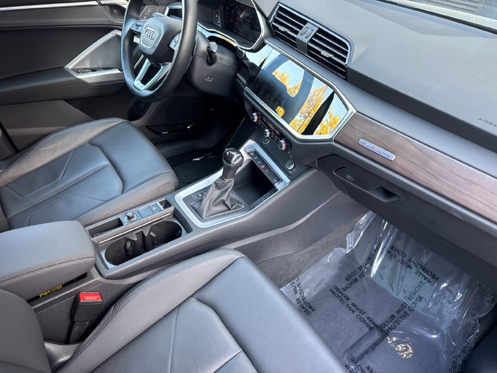 Certified 2022 Audi Q3 2.0T Premium Plus w/ Premium Plus Package AWD/4WD image 19