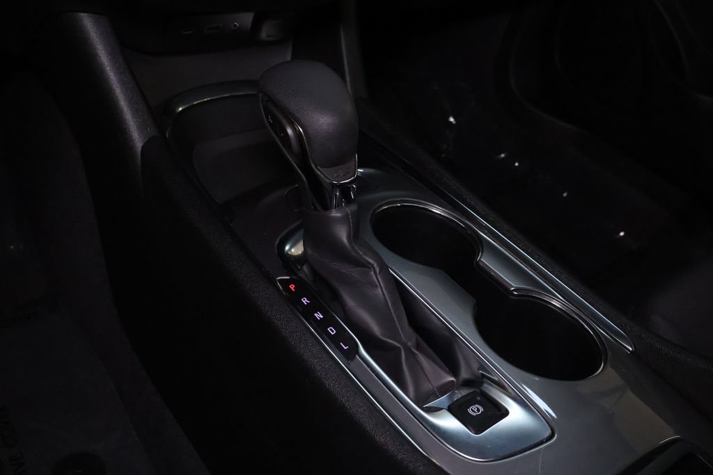 Used 2025 Chevrolet Malibu LT FWD image 32