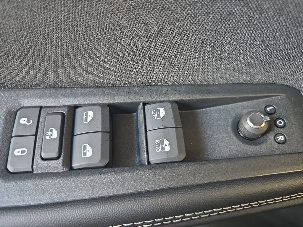 New 2026 Jeep Cherokee Laredo AWD/4WD image 29