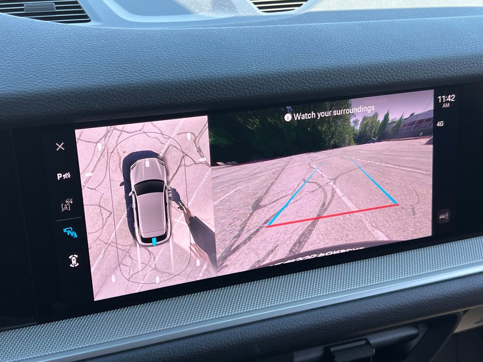 Certified 2024 Porsche Cayenne AWD/4WD image 15