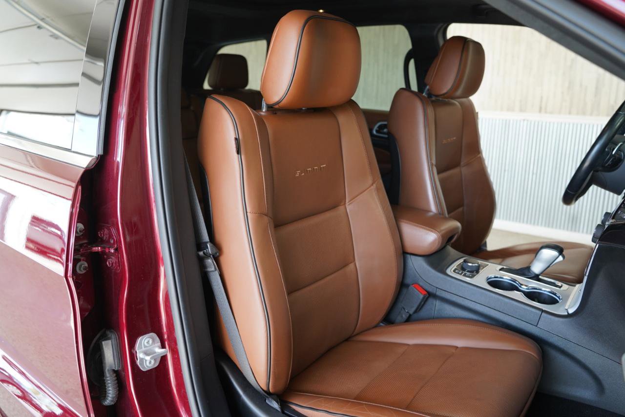 Used 2020 Jeep Grand Cherokee Summit AWD/4WD image 30