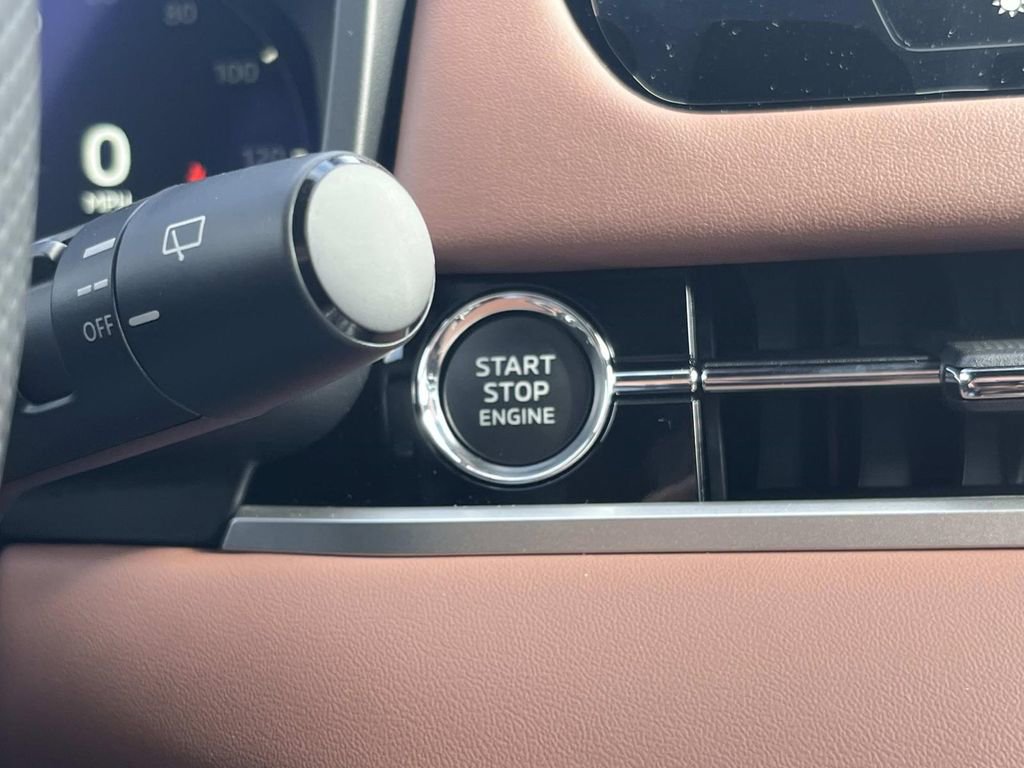 New 2026 Mitsubishi Outlander SEL image 26