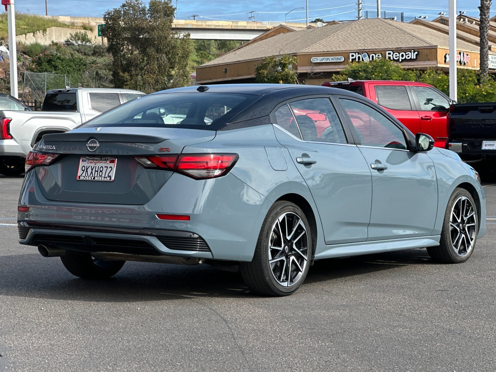 Used 2024 Nissan Sentra SR image 5