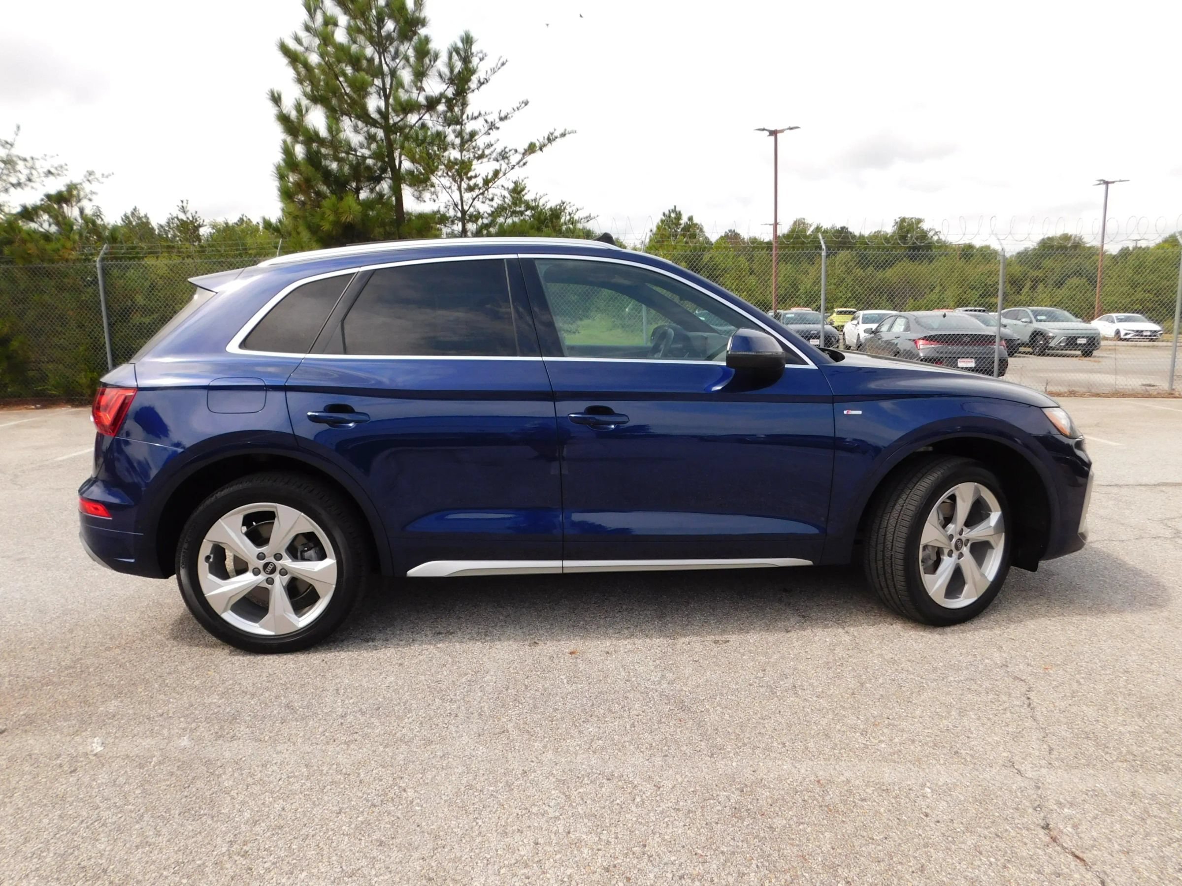Used 2022 Audi Q5 2.0T Prestige AWD/4WD image 4