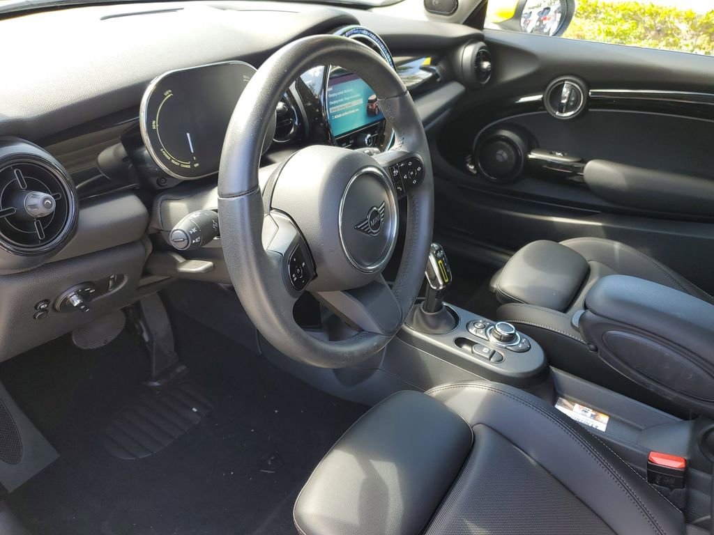 Used 2023 MINI Cooper SE image 17
