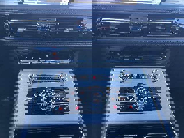 Used 2024 Lincoln Aviator AWD w/ Premium Package image 35