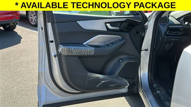 Certified 2026 Acura MDX w/ Technology Package AWD/4WD image 9