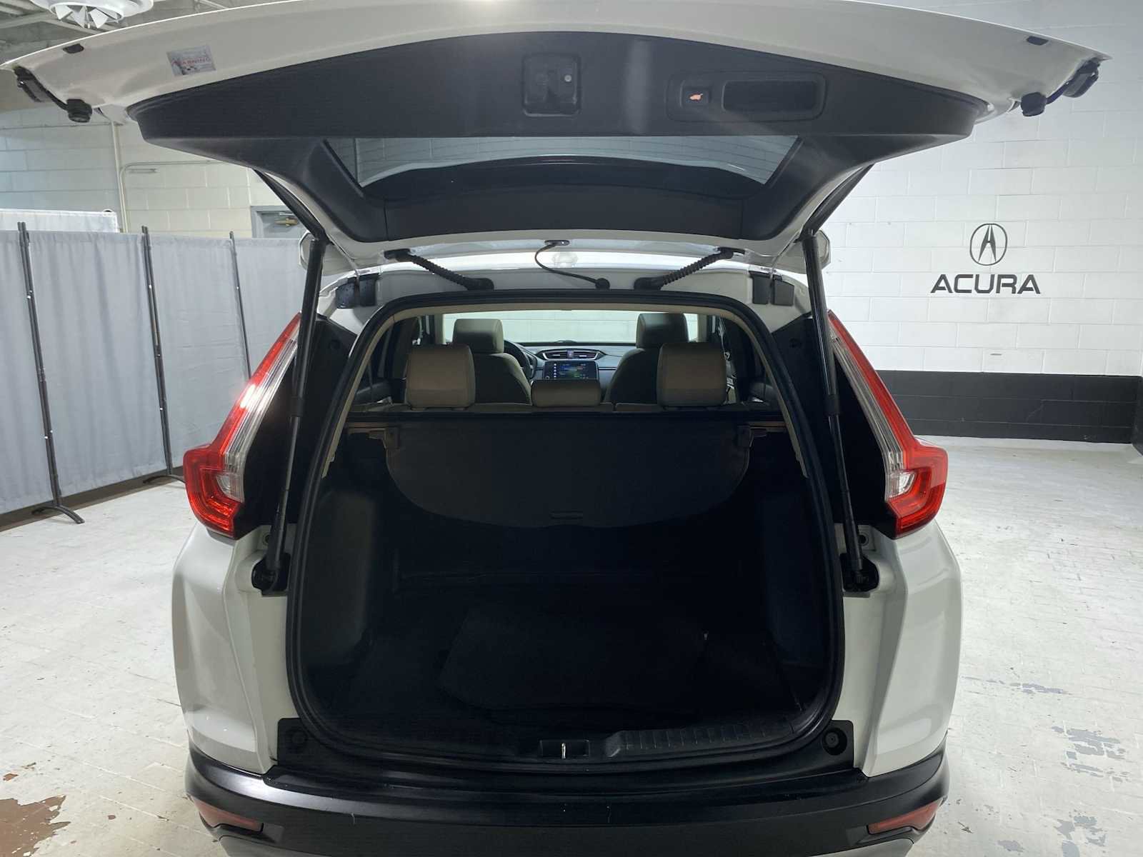 Used 2019 Honda CR-V Touring image 19
