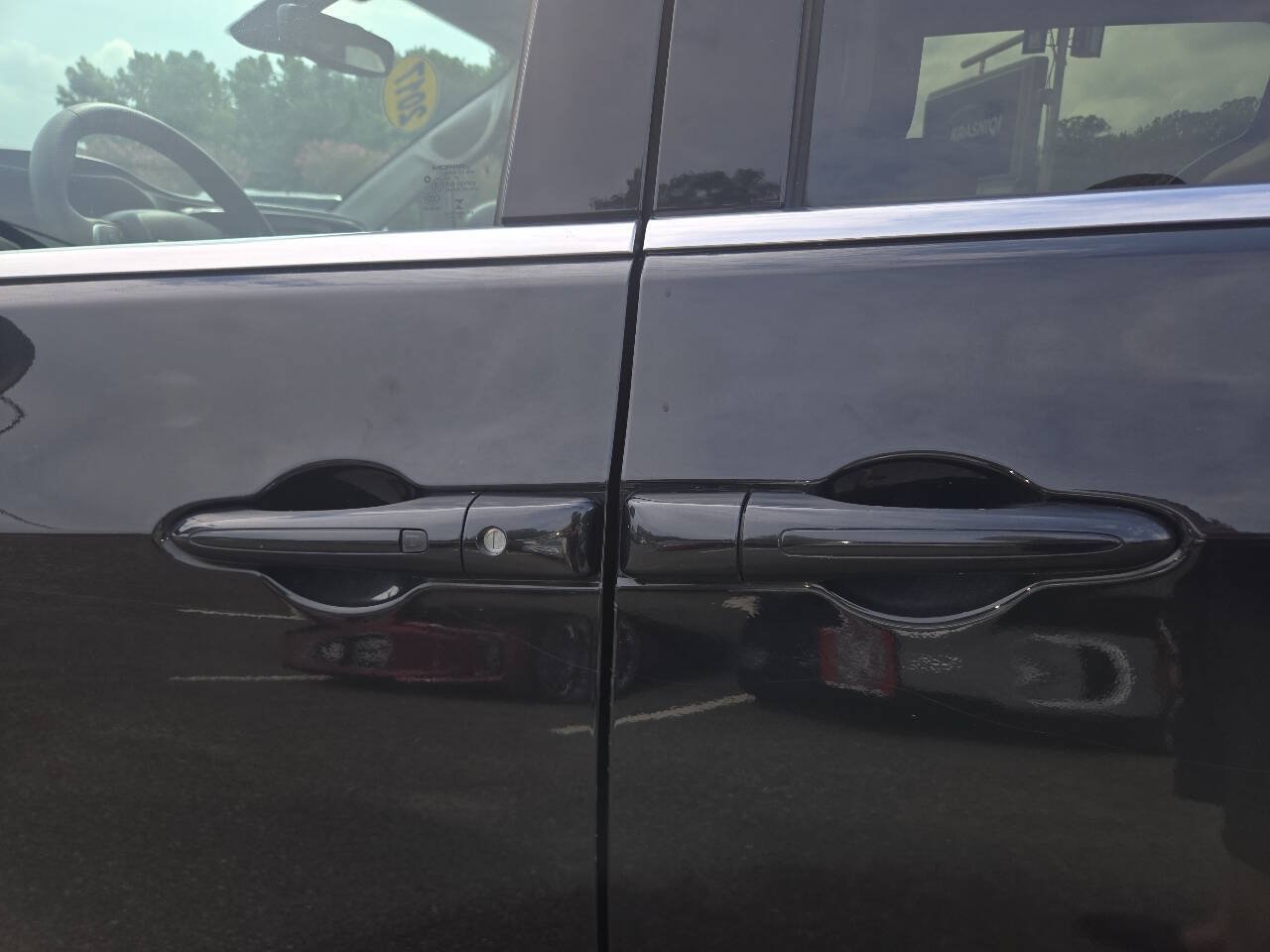 Used 2017 Chrysler Pacifica LX FWD image 15