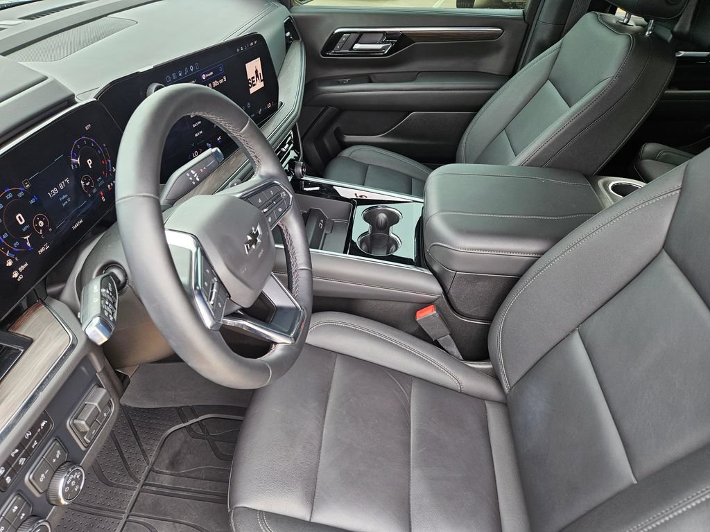 Used 2026 Chevrolet Tahoe Z71 AWD/4WD image 18