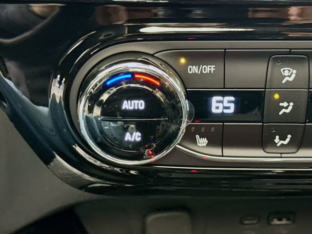 New 2026 Chevrolet Trax RS w/ Sunroof Package image 21