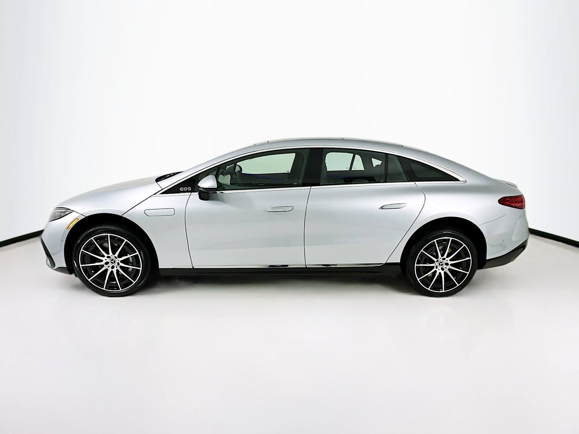 New 2026 Mercedes-Benz EQS 450+ 4MATIC Sedan image 5
