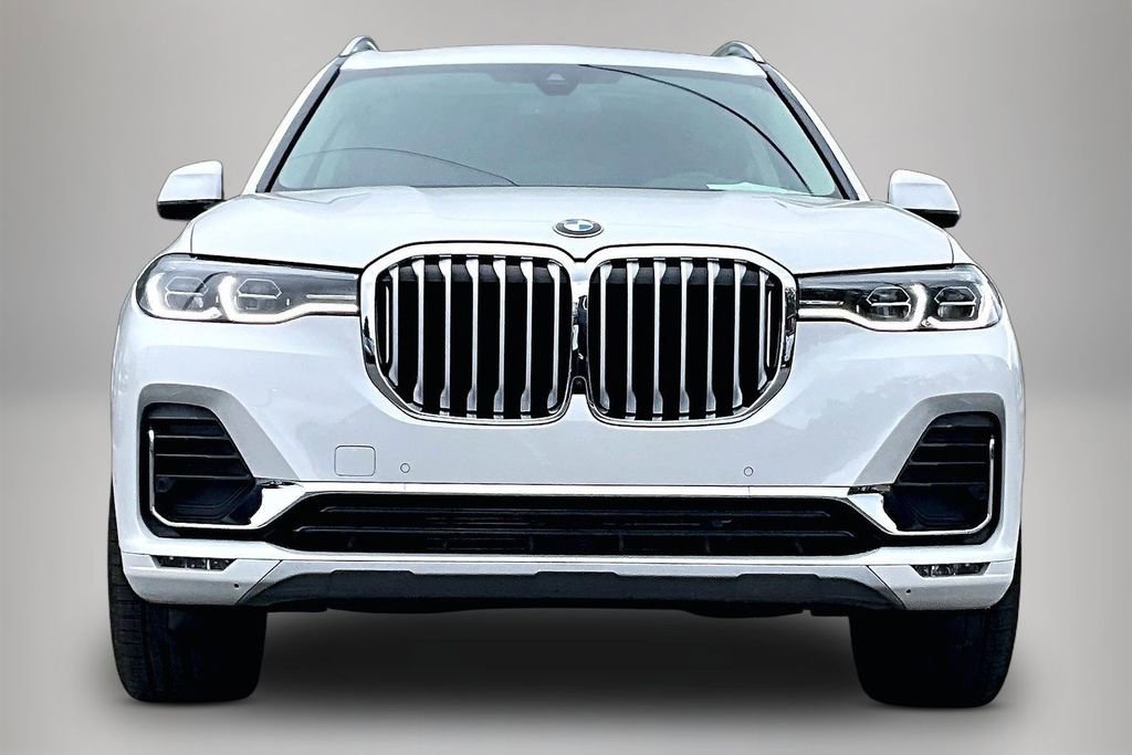 Used 2021 BMW X7 xDrive40i w/ Premium Package AWD/4WD image 3