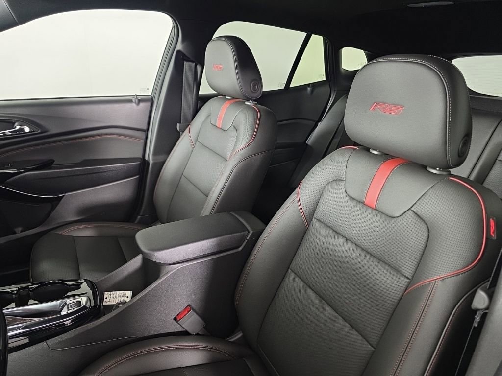 New 2026 Chevrolet Trax RS image 14