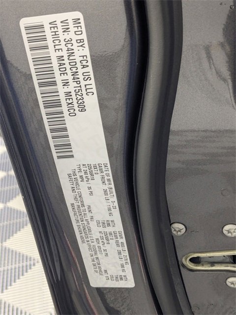 Used 2023 Jeep Compass Limited image 35