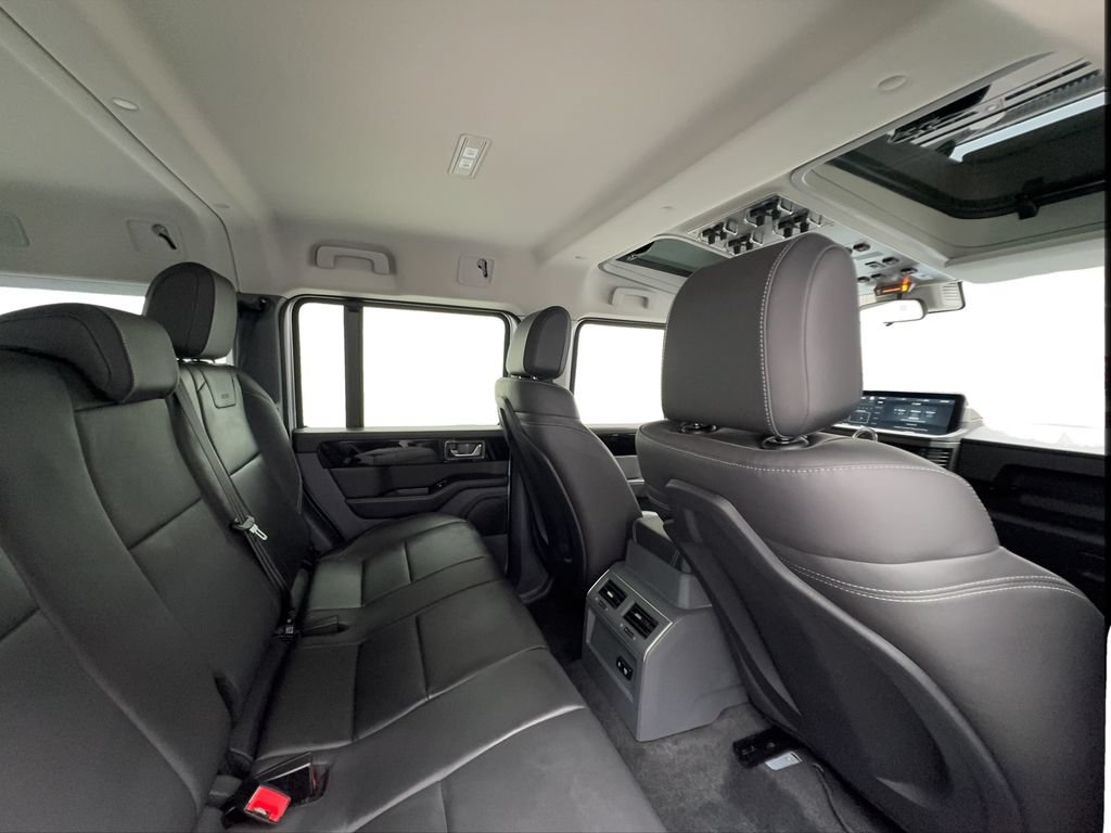 Used 2024 INEOS Grenadier Station Wagon AWD/4WD image 30