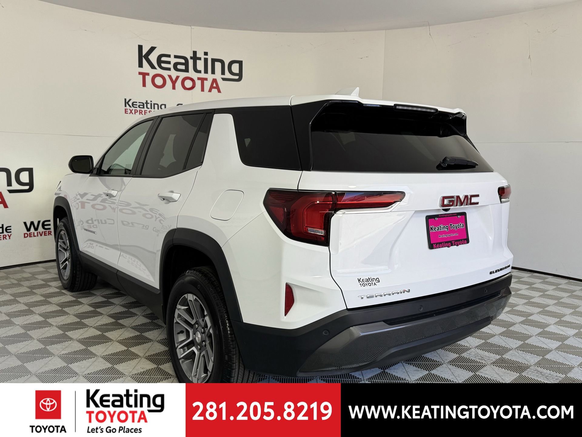Used 2025 GMC Terrain Elevation FWD image 7