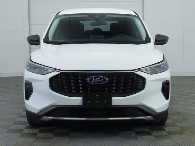Used 2023 Ford Escape Active image 2